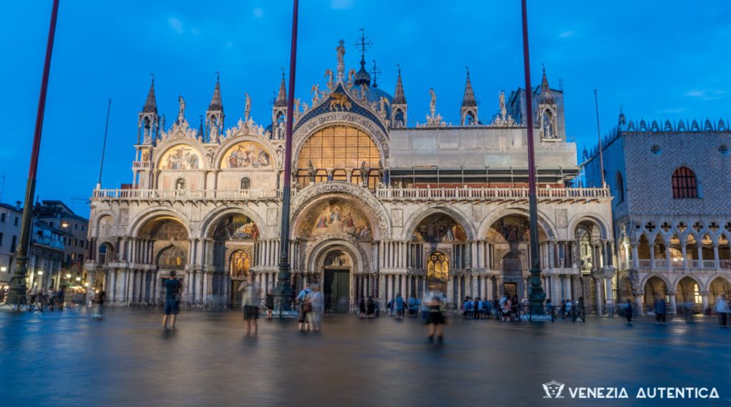 These might be the most common childhood memories of Venetian kids. Since generations. - Venezia Autentica | Discover and Support the Authentic Venice - Ever wondered how growing up in Venice was? Here's a peek into Venetian children's playtime!