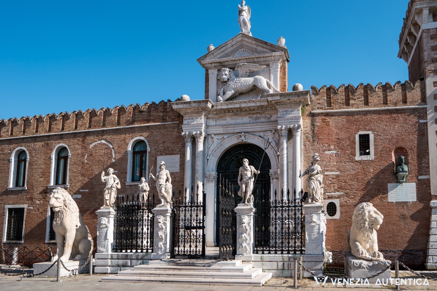 7 things you couldn't live without and never knew you owed Venice, Italy - Venezia Autentica | Discover and Support the Authentic Venice - Venice, Facts & History: World records, inventions, traditions, etc. the world owes a lot to Venice,...