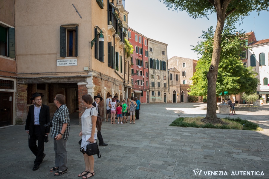 In 1509 a big jewish community came to Venice and was confined in a restricted area called Ghetto.