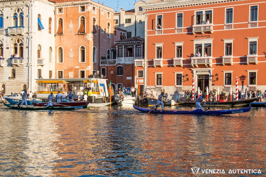 All you need to know about Venetian rowing regattas in Venice - Venezia Autentica | Discover and Support the Authentic Venice - Venice, Culture & Lifestyle: Everything you ever wanted to know about the regattas, the Venetian rowing races in Venice, Italy