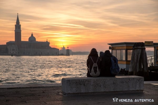 Winter in Venice is the season of sunsets. See for yourself! [VIDEO] - Snow in Venice - Venezia Autentica | Discover and Support the Authentic Venice -