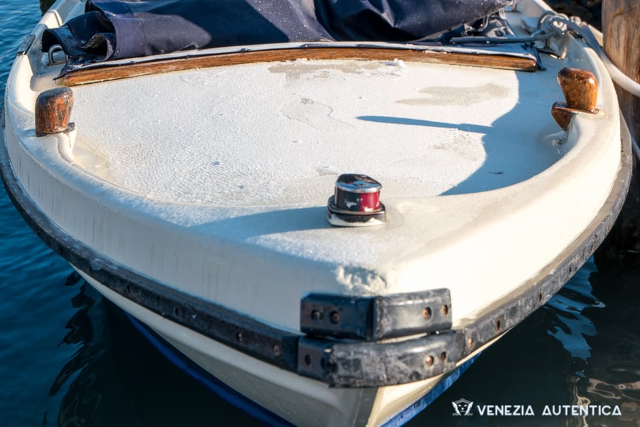 Boat frozen overnight in Venice
