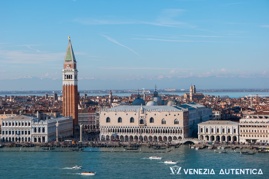 Venice Photos : view of Saint Mark's in Venice as seen from San Giorgio bell tower