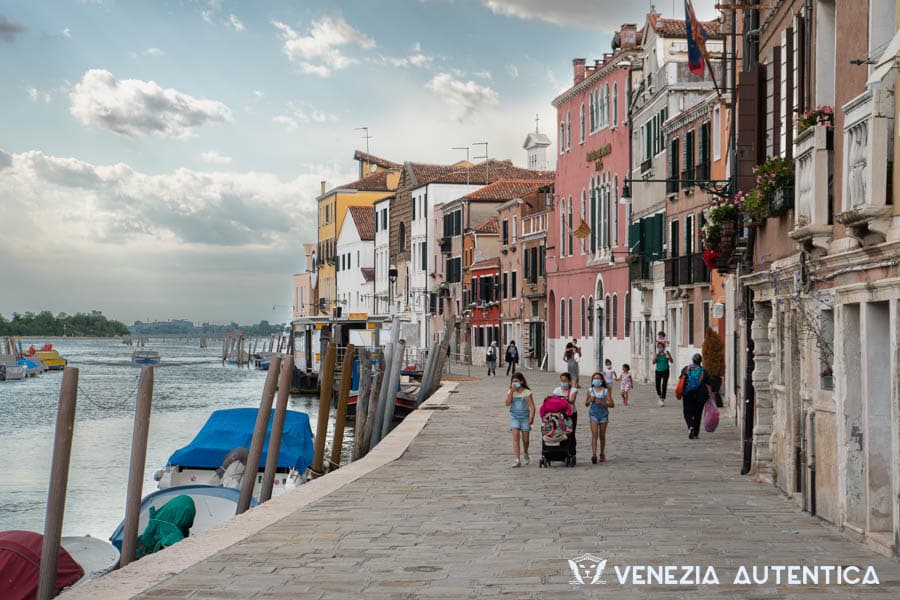 Venice on a wheelchair: accessibility in a city with 435 bridges - weather in venice - Venezia Autentica | Discover and Support the Authentic Venice -