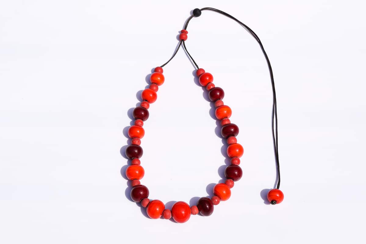 "Murano Berries" Necklace Shop by Venezia Autentica - Shop by Venezia Autentica - Beautiful and fresh Murano Glass necklace, entirely handcrafted in Venice, Italy. Every bead, handmade through lampworking, is unique, beautiful, and durable.